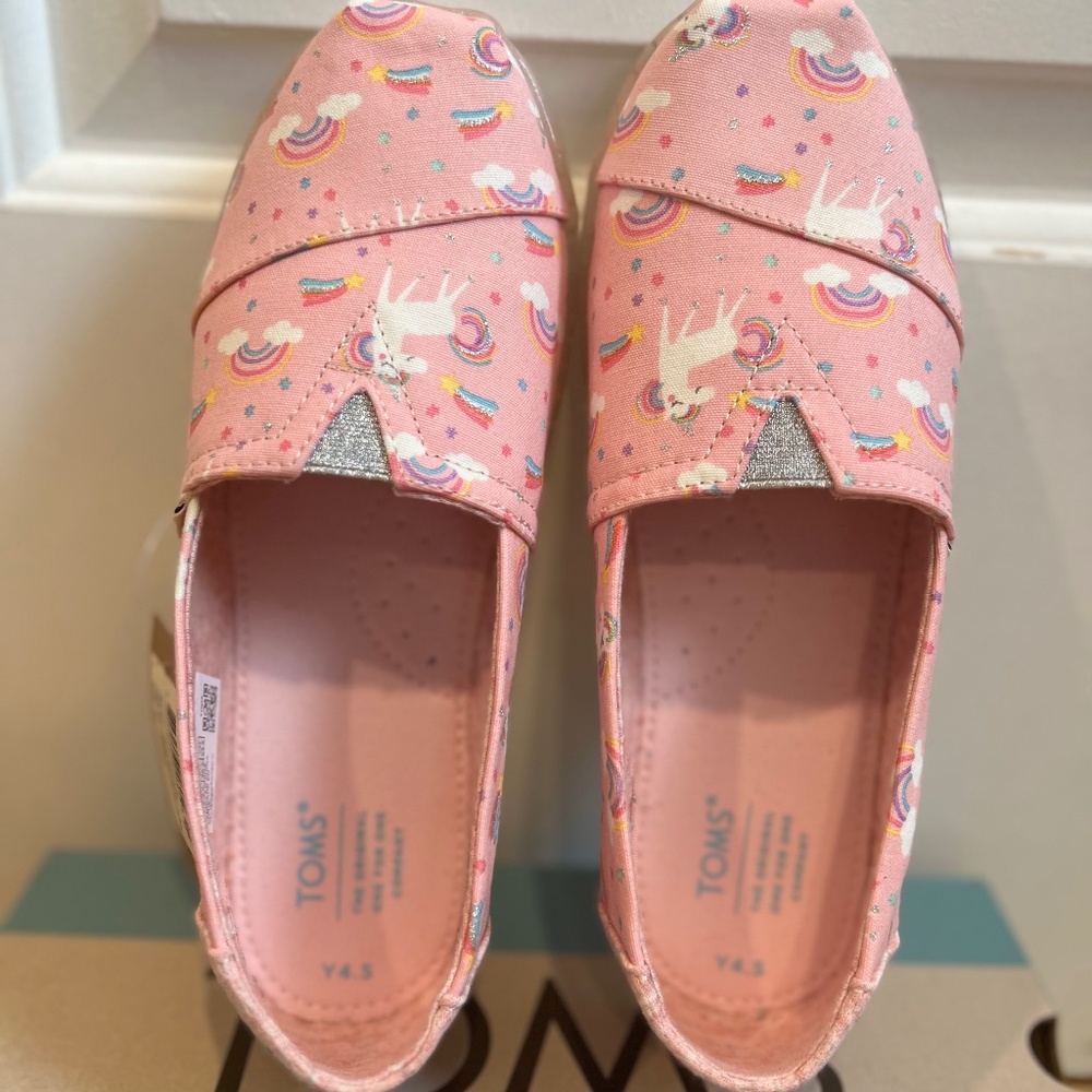 Toms Youth Alpargata Almond Blossom Unicorn Print Size 4.5